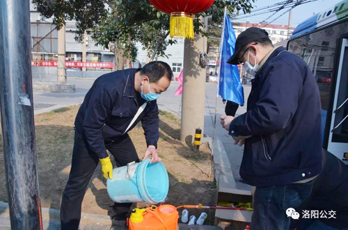 關(guān)鍵時刻，黨員挺身而出